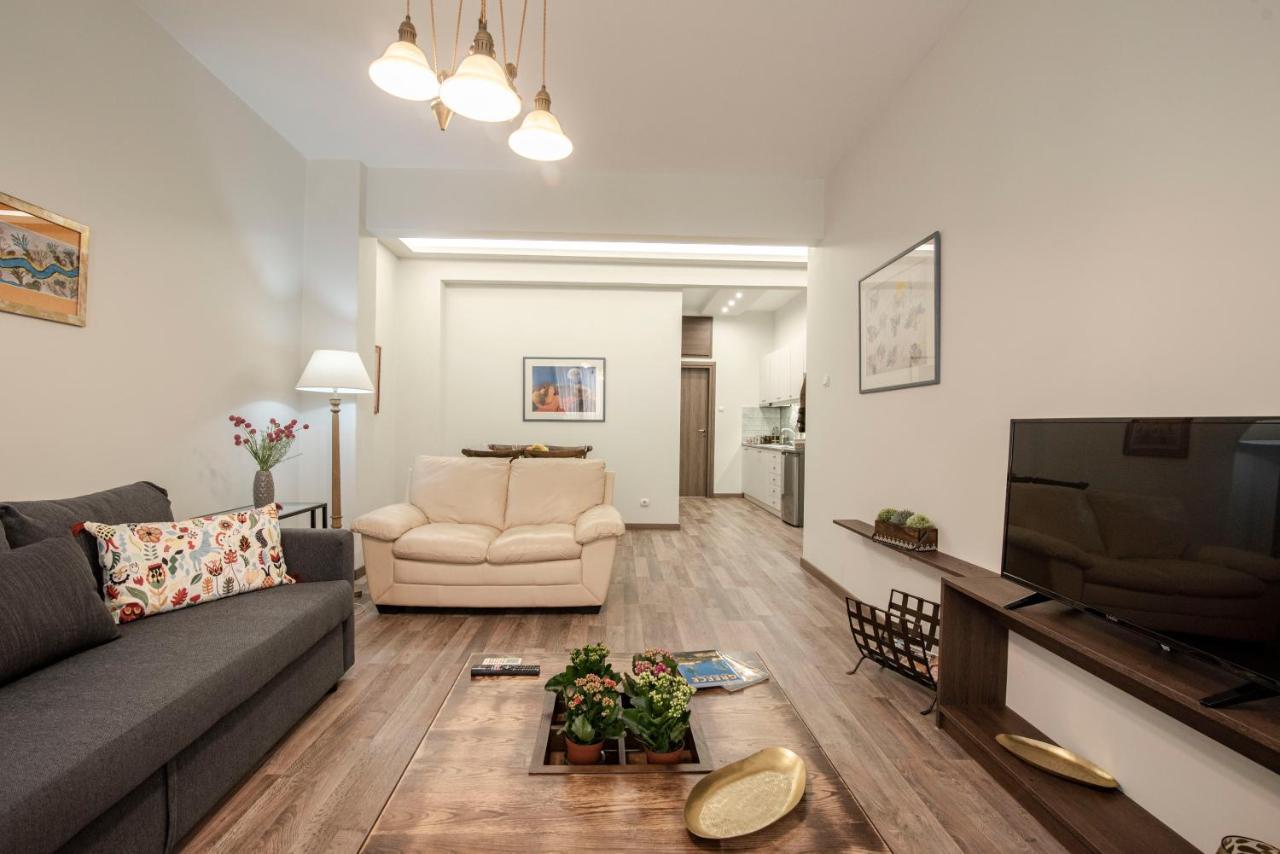 ¨Socrates¨ Traditional Apartment In The Center Of Atene Esterno foto